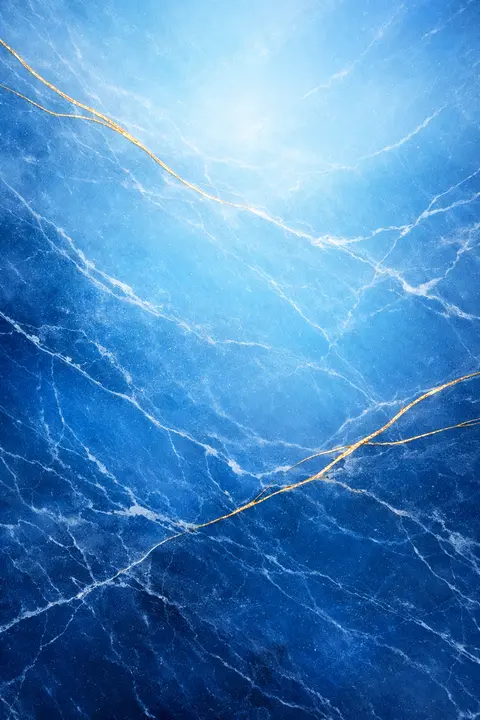 Fondo de pantalla de mármol azul elegante con vetas blancas finas y acentos dorados